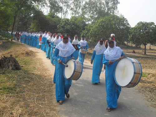 বিজয় দিবস উত্সবে কলেজ শিক্ষার্থীরা